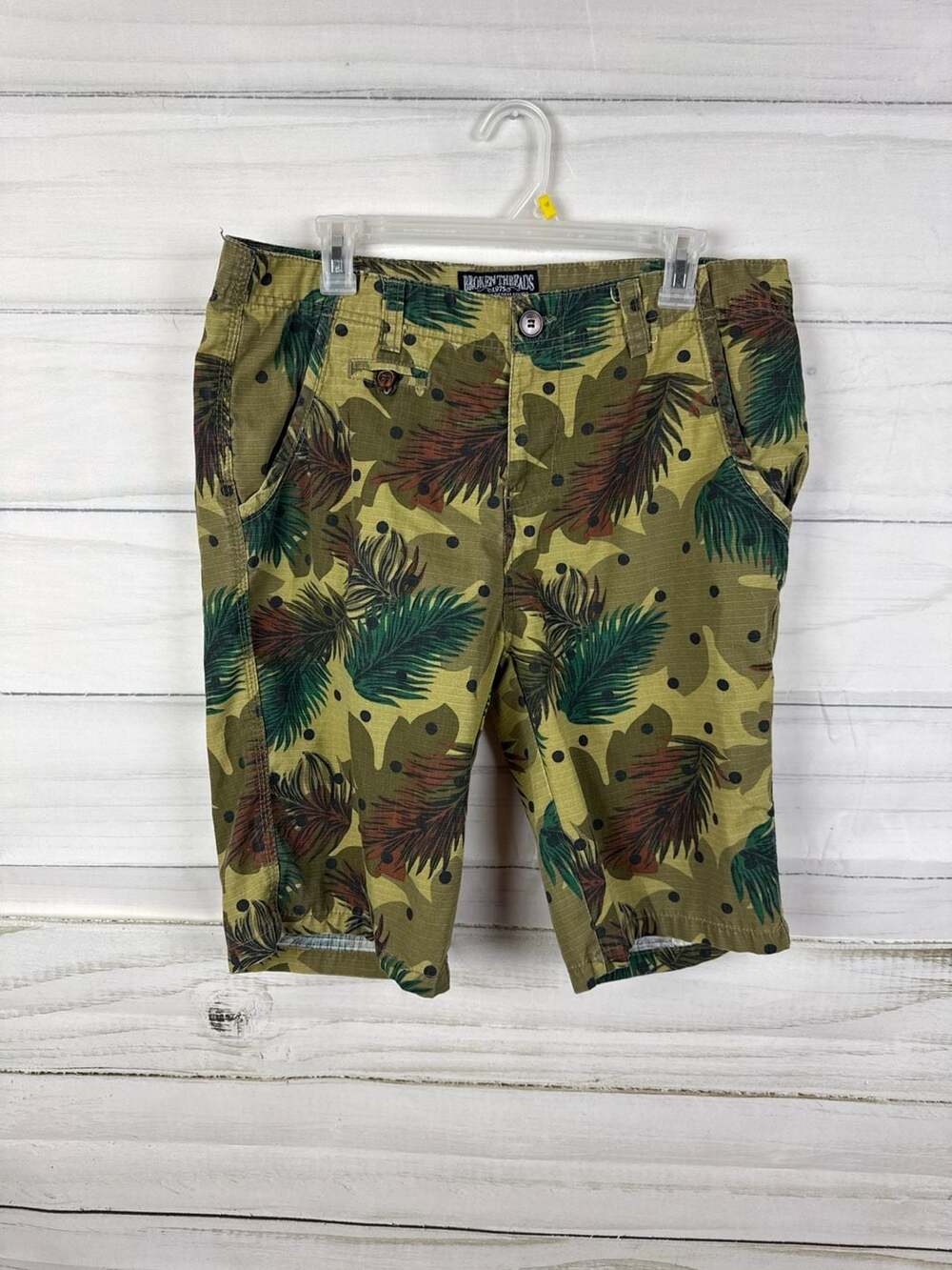 Broken Threads Men's Tropical Camo Polka Dot Ripstop Shorts Size 36